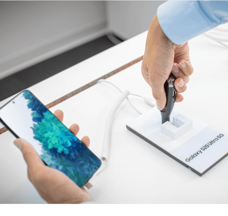 Téléphone portable sécurisé et déverrouillé avec OneKEY