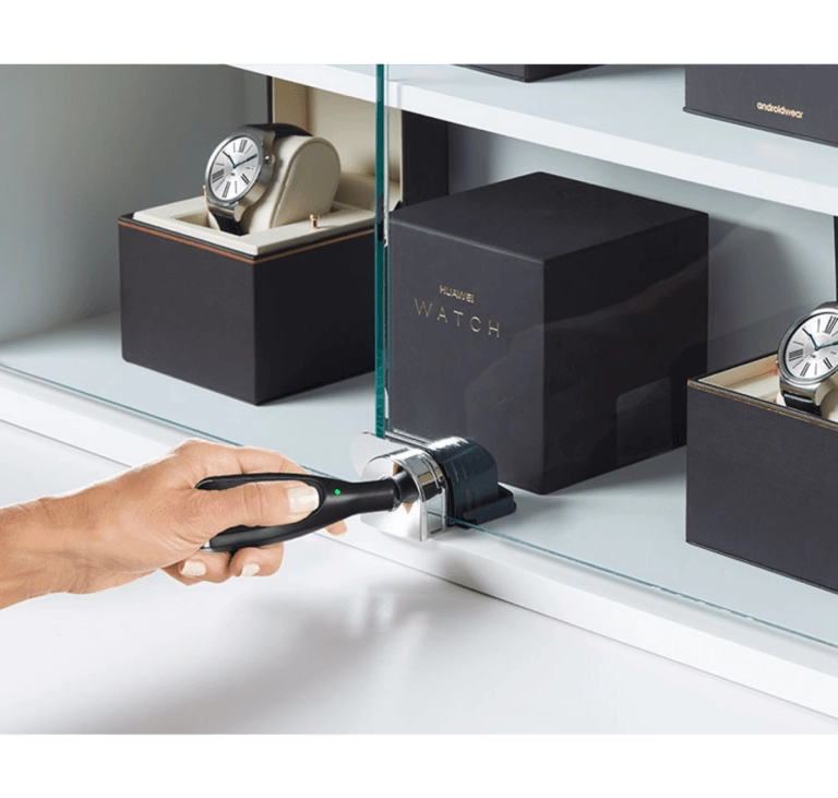 Auto-verrouillage Showcase Lock déverrouillé par OneKEY
