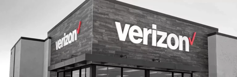 Extérieur du magasin Verizon avec logo